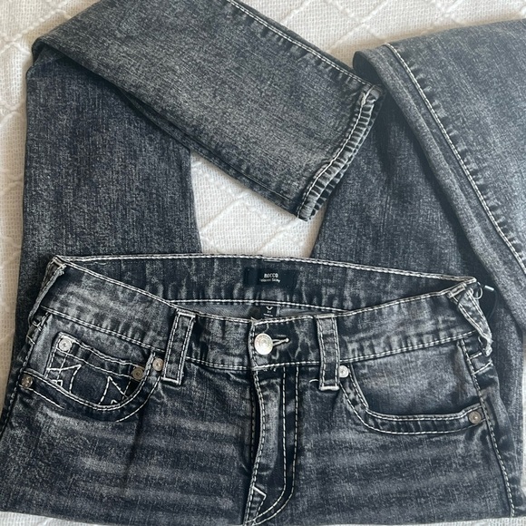 True Religion Rocco NF Big T Relaxed Skinny - Picture 5 of 9